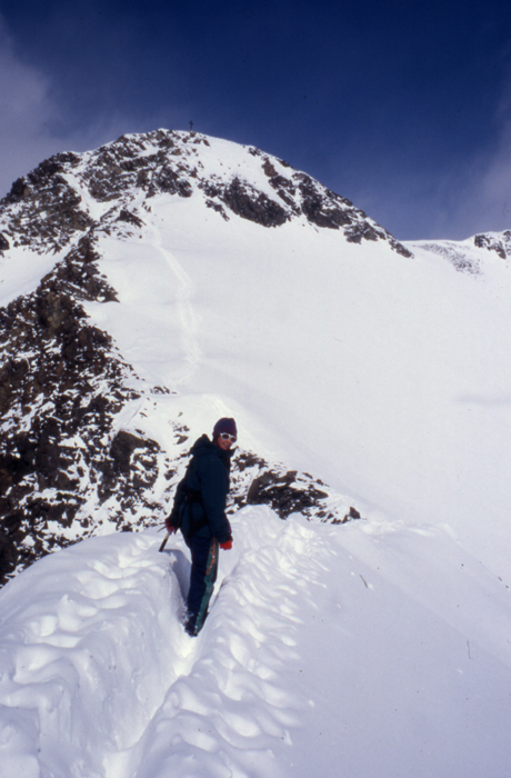 On the summit ridge of the Ruderhofspitze, the highest peak in the Stubai