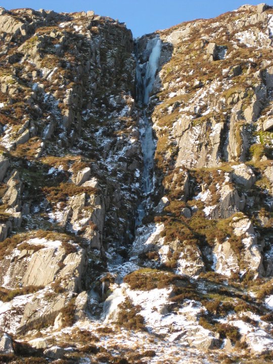 Looking up the Spout of the Clints in dry April weather.!