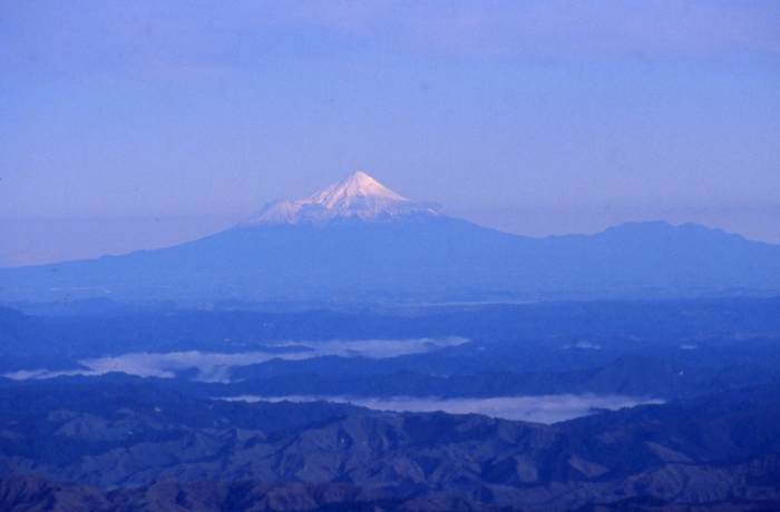 Egmont/Taranaki volcano from the Whakapapa ski resort on Ruapehu 