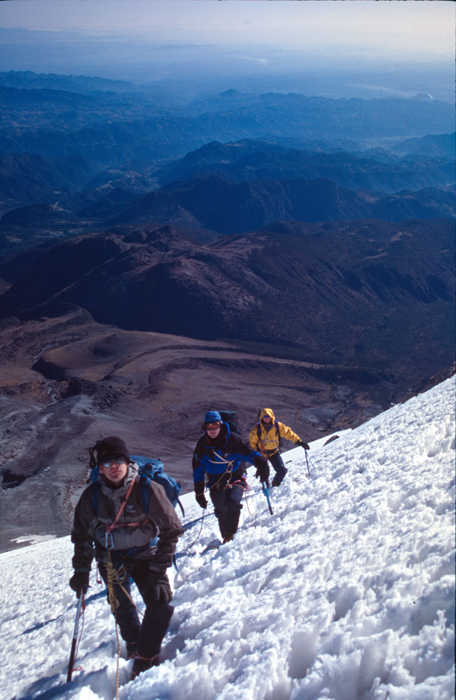 The glacier on Orizaba, nice and steep, but poor quality snow here at the end of the dry season.